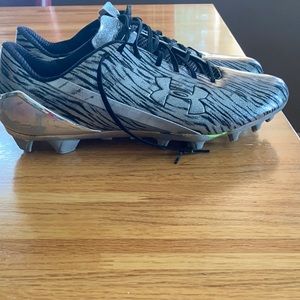 Under Armour Cleats- gently used